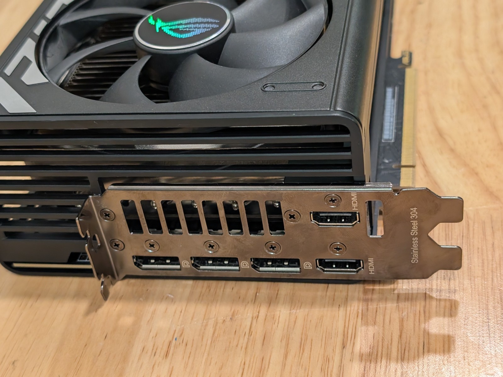 BH นำเสนอ ASUS ROG Strix GeFor - Rtx 4090 24Gb Graphics Card บทวิจารณ์และราคา